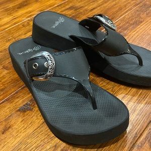 Brighton Wedge Flip Flops EUC